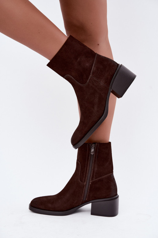 Stivaletti da donna in suede sintetico con tacco color cioccolato Iveris