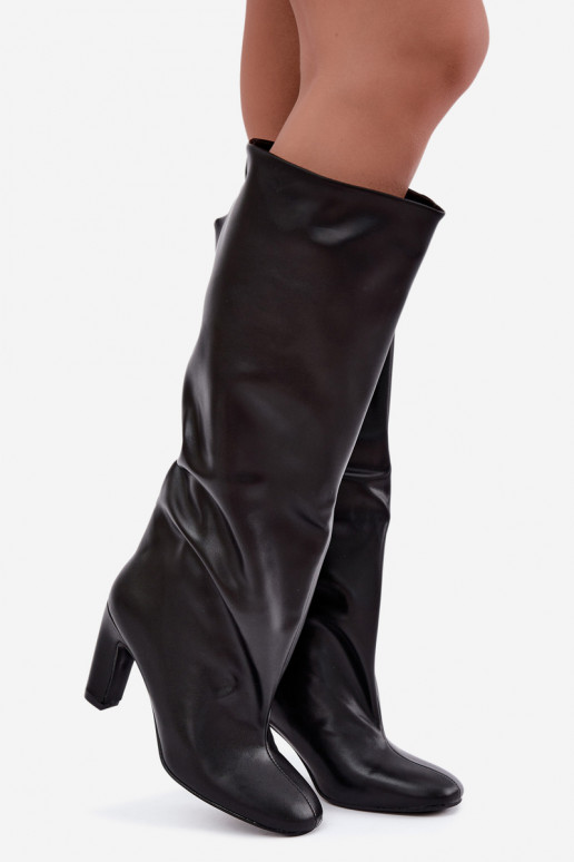 stivali alti slip-on con tacco in colore nero Falina