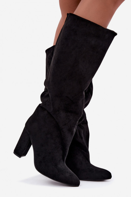 stivali alti slip-on con tacco in colore nero Emeline