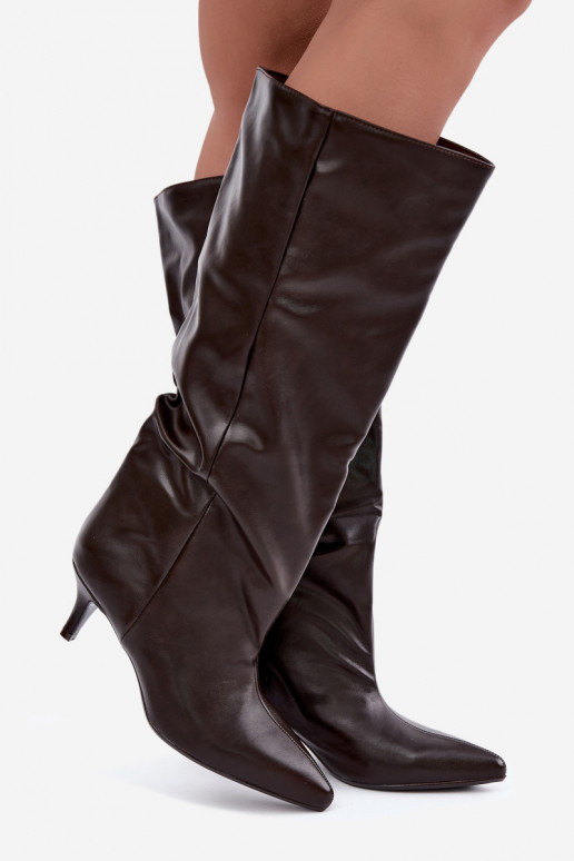 Stivaletti con tacco in suede sintetico cioccolato Desya
