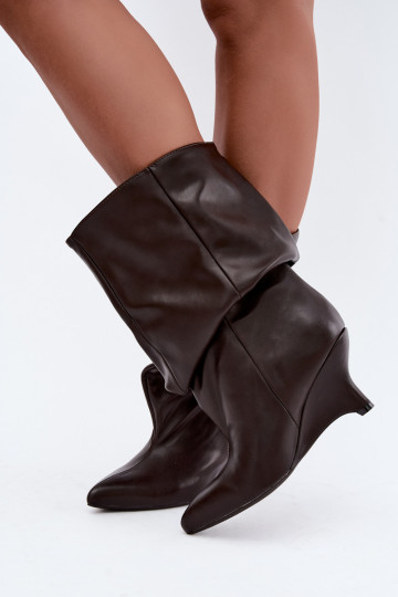Stivaletti slouchy con piattaforma in cioccolato Ilyna 2