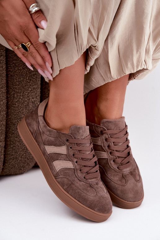Sneakers da donna in suede marrone Vinceza 95438