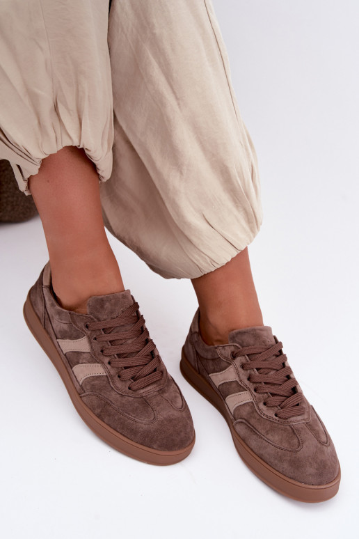 Sneakers da donna in suede marrone Vinceza 95438