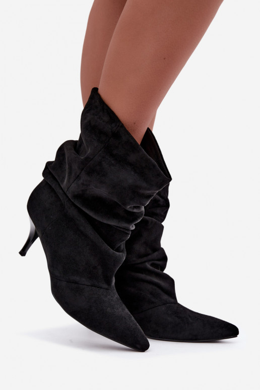 Stivaletti slouchy da donna con tacco sottile nero Harissa