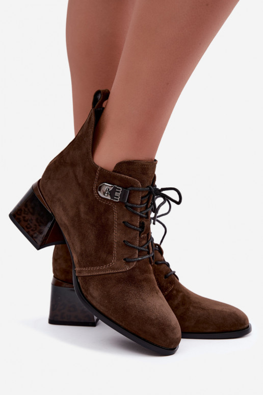 Stivaletti isolati da donna in faux suede Klocke, marrone Pirelia