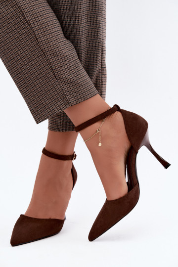 Scarpe in suede sintetico con cinturini color cioccolato Ladessa