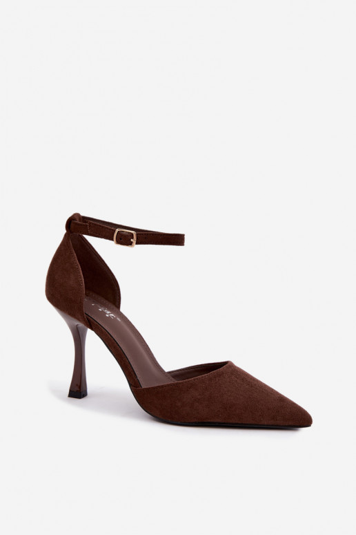 Scarpe in suede sintetico con cinturini color cioccolato Ladessa