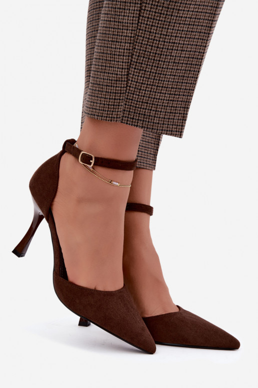 Scarpe in suede sintetico con cinturini color cioccolato Ladessa