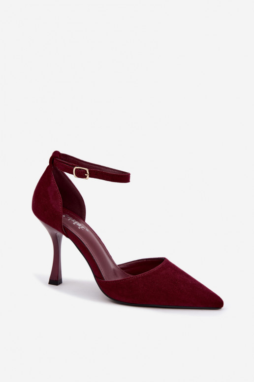 Scarpe in suede sintetico con cinturini color bordeaux Ladessa