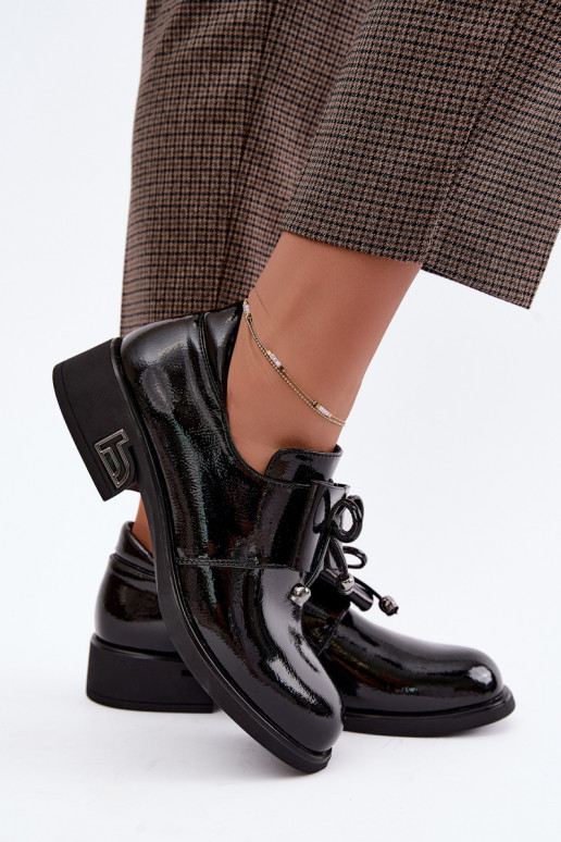 Scarpe in pelle sintetica verniciate con fiocchi T.Sokolski AN J26-190 in nero