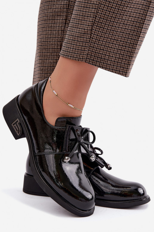 Scarpe in pelle sintetica verniciate con fiocchi T.Sokolski AN J26-190 in nero
