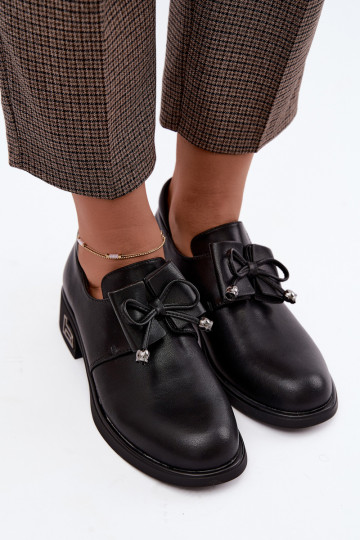 Scarpe in pelle sintetica con fiocchi T.Sokolski AN J26-190 in nero