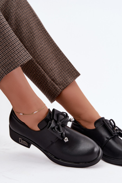 Scarpe in pelle sintetica con fiocchi T.Sokolski AN J26-190 in nero