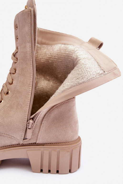 Stivaletti in finta suede sabbia con decorazioni Tai turirx
