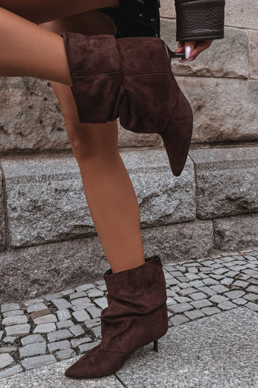 Stivaletti slip-on con tacco in ecopelle scamosciata Loralia