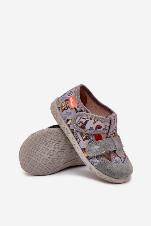 Pantofole per bambini Milami con chiusure adesive grigie