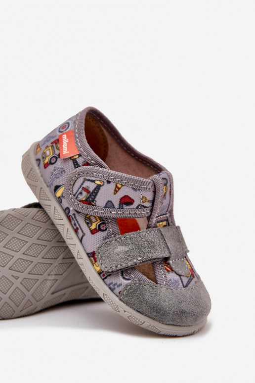 Pantofole per bambini Milami con chiusure adesive grigie