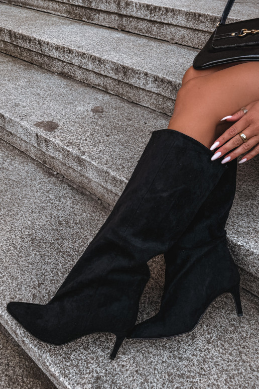 stivali alti da donna slip-on con tacco in nero Favra
