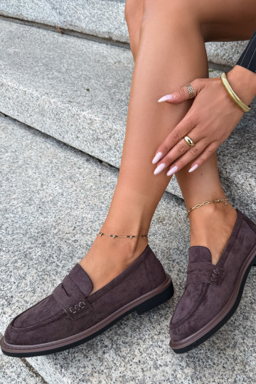 Mocassini da donna in suede color cioccolato Vinceza 62335