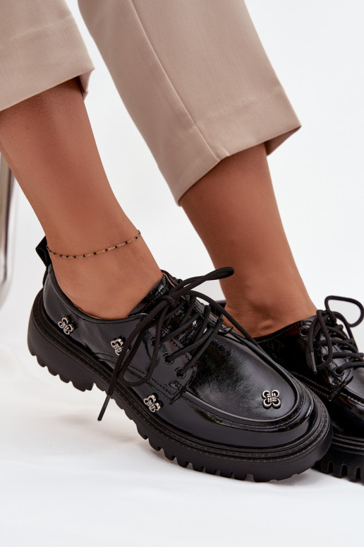 Scarpe da donna in pelle verniciata con fibbie in nero Artiker 57C0333
