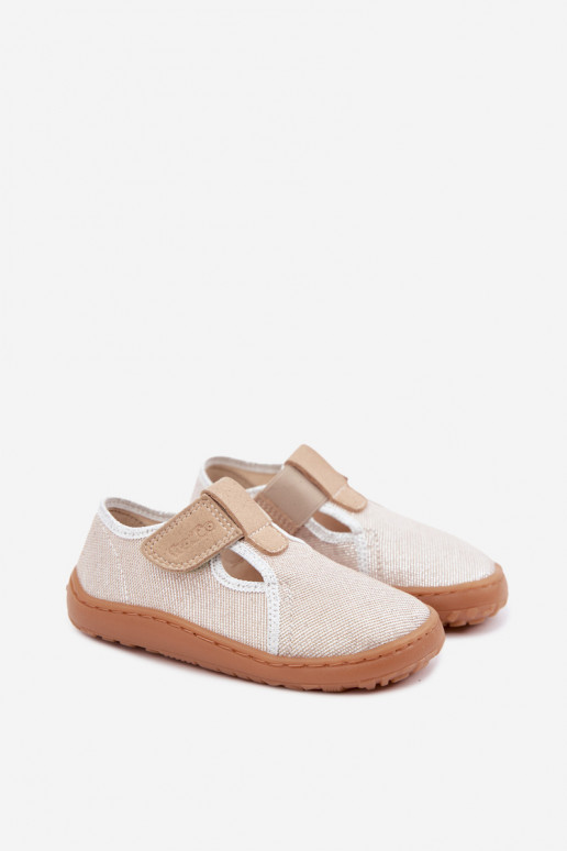 Pantofole per bambini con chiusure adesive e lucentezza Barefoot Froddo Canvas G1700439-3 in oro