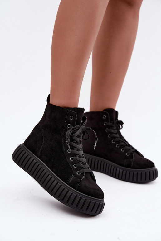 Scarpe casual riscaldate in finta suede con piattaforma in nero Isaria