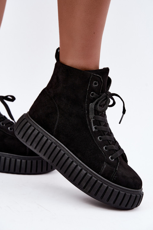 Scarpe casual riscaldate in finta suede con piattaforma in nero Isaria