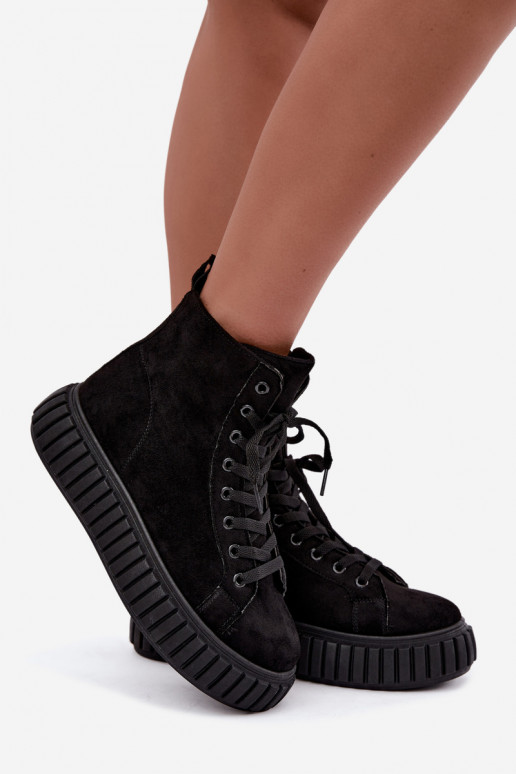 Scarpe casual riscaldate in finta suede con piattaforma in nero Isaria