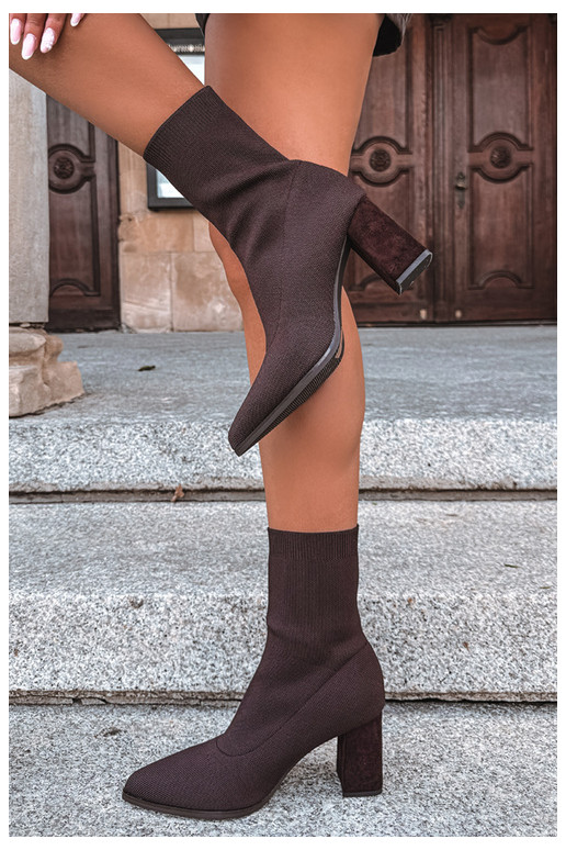 Stivaletti da donna riscaldati modello slip-on in marrone Tai turiressa
