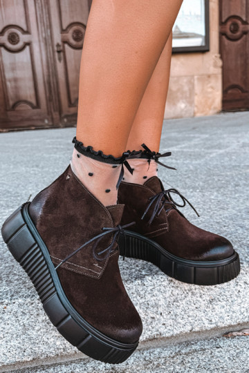 Scarpe da donna in pelle in finta suede riscaldate con piattaforma in marrone Zazoo 60588 2