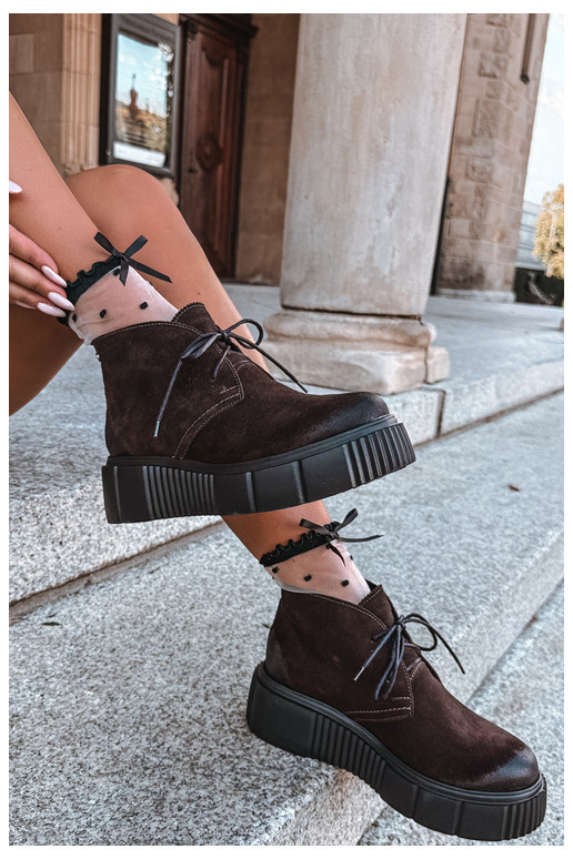 Scarpe da donna in pelle in finta suede riscaldate con piattaforma in marrone Zazoo 60588