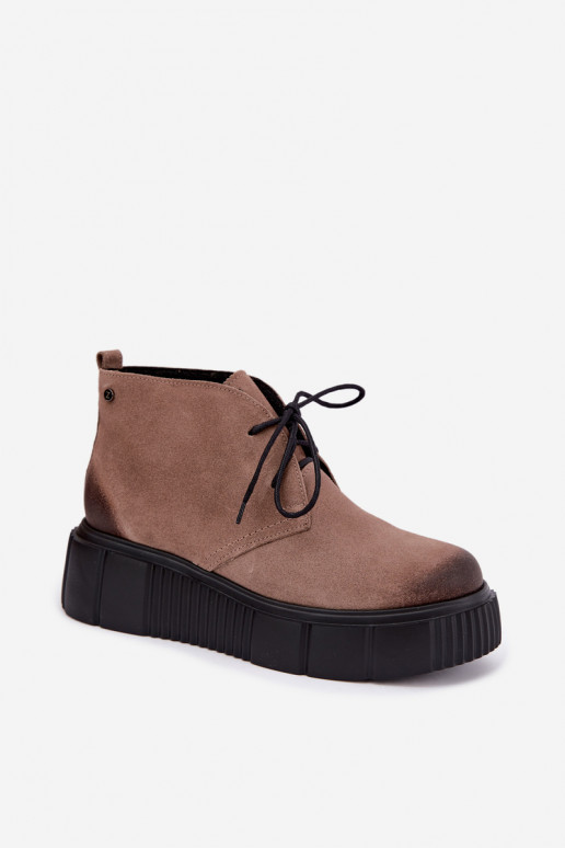 Scarpe da donna in pelle in finta suede riscaldate con piattaforma color sabbia Zazoo 60588