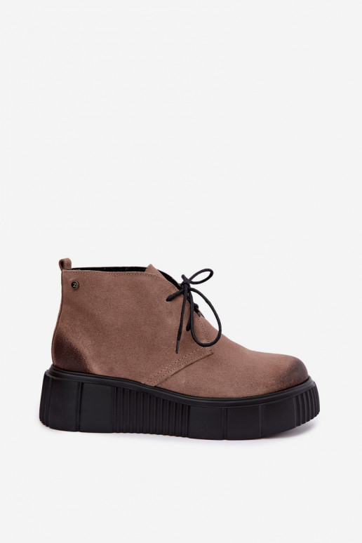 Scarpe da donna in pelle in finta suede riscaldate con piattaforma color sabbia Zazoo 60588