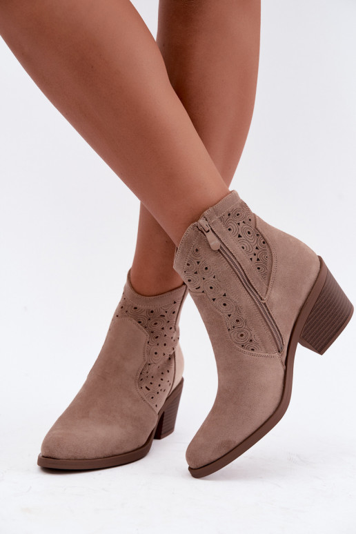 Stivaletti cowboy in pelle traforata color sabbia con tacco S.Barski HY62-8147