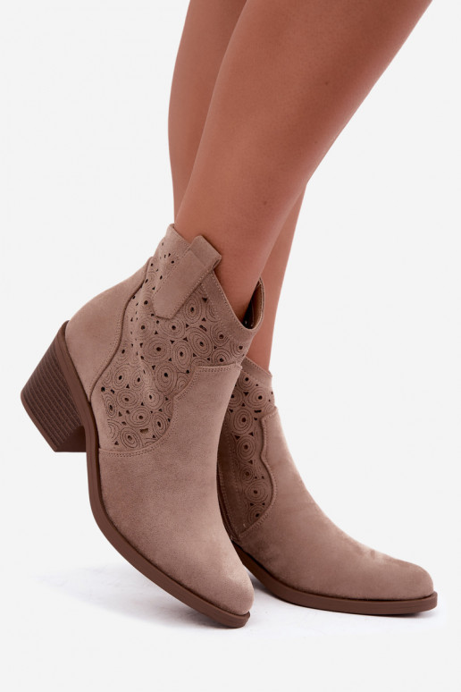 Stivaletti cowboy in pelle traforata color sabbia con tacco S.Barski HY62-8147
