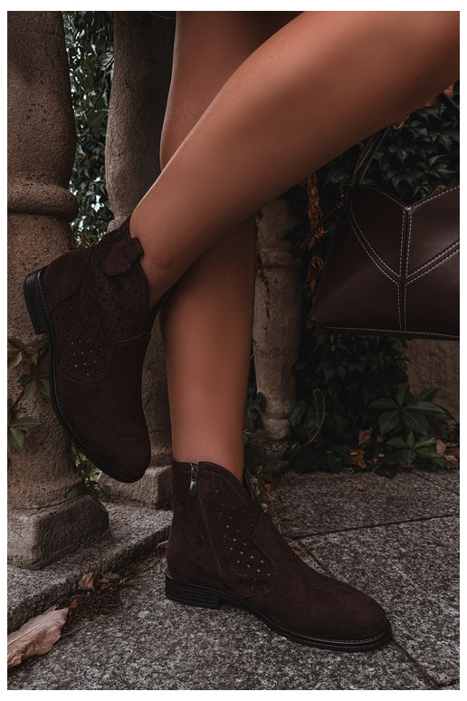 Stivaletti con tacco largo e gambale traforato S.Barski HY62-8151 cioccolato