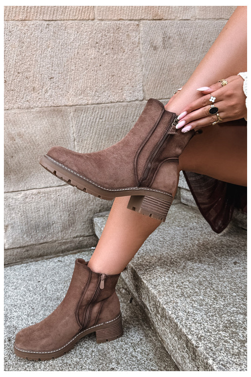 Stivaletti da donna isolati con tacco S.Barski HY62-8101 marrone