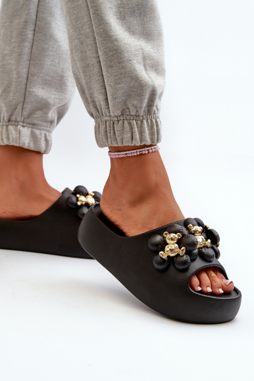 Pantofole da donna leggere con dettagli belli su suola spessa in nero Bremavia
