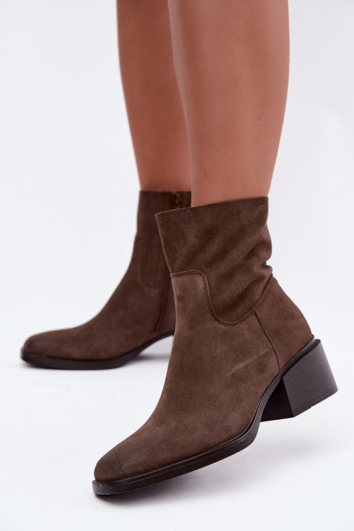 Stivaletti da donna in suede marrone Iveris