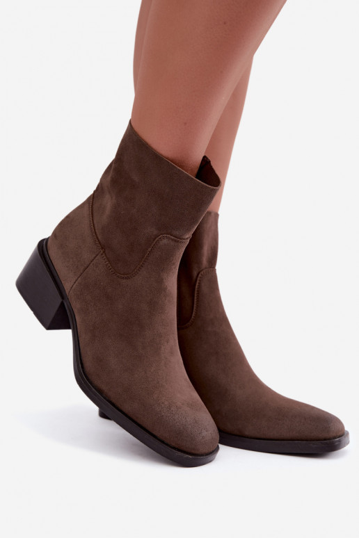 Stivaletti da donna in suede marrone Iveris