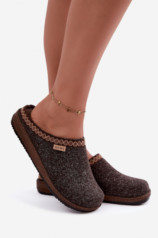 Pantofole da donna marroni scuri con ricamo Inblu NL000009