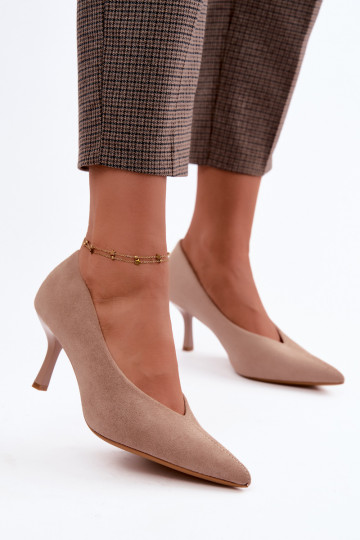 Scarpe con tacco color sabbia con ricamo decorativo Sedria