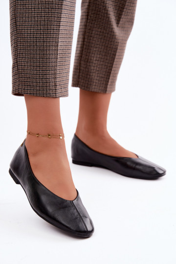 Ballerine con ricamo decorativo in nero Iralia 2