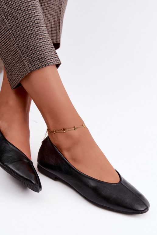 Ballerine con ricamo decorativo in nero Iralia