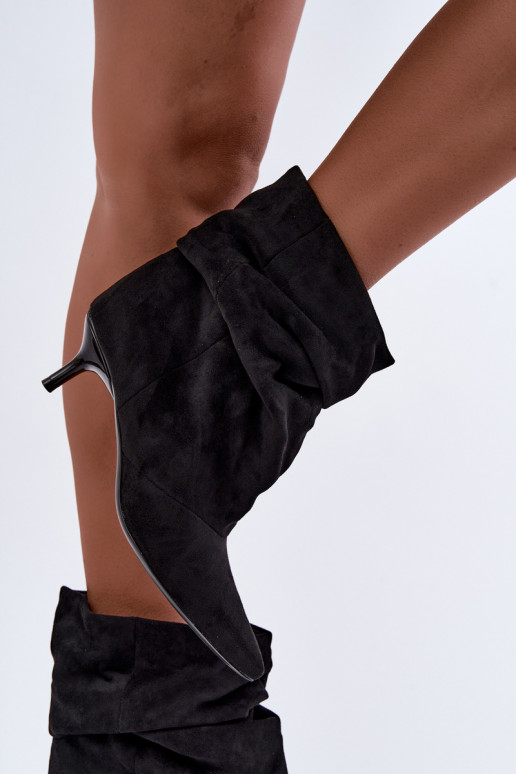 Stivaletti slip-on con tacco in nero Loralia
