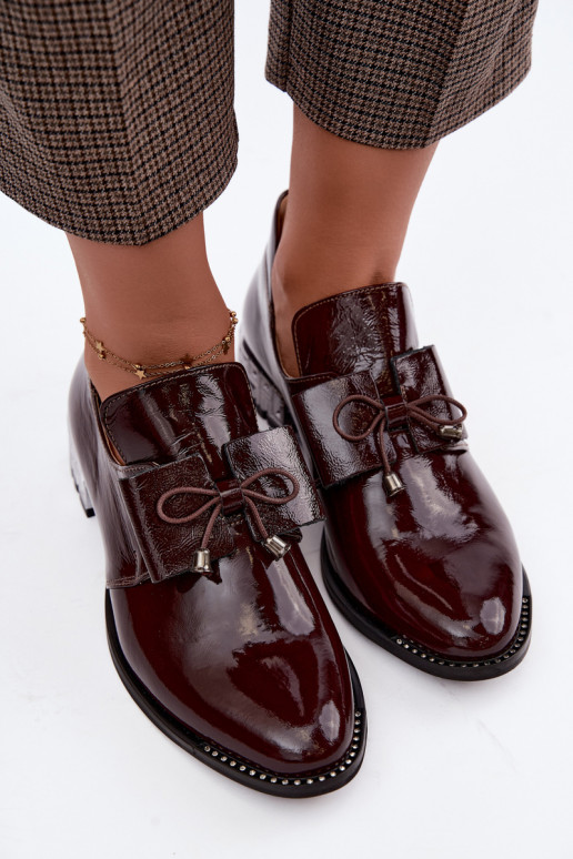 Scarpe verniciate con tacco basso e fiocchi in bordeaux Zazoo 1399
