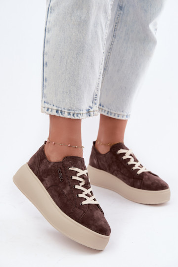 Sneakers in ecopelle scamosciata con piattaforma Kobbo color cioccolato 2