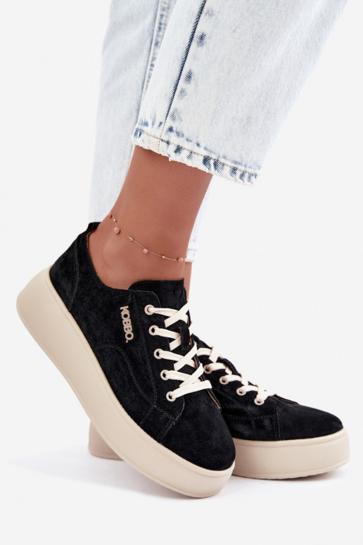 Sneakers in ecopelle scamosciata con piattaforma Kobbo in nero