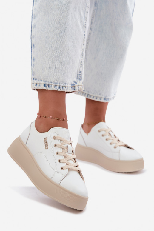Sneakers in ecopelle con piattaforma Kobbo in bianco