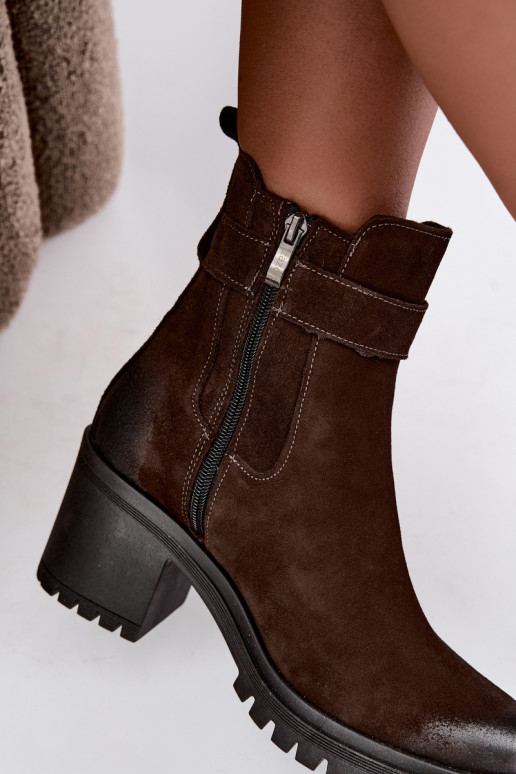 Scarpe da donna in faux suede con tacco Zazoo 60601 color cioccolato